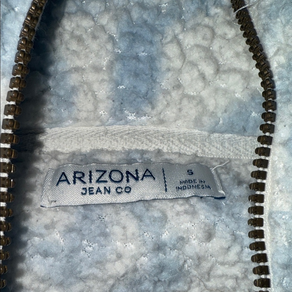 Arizona Jean Company Blue and White Patterned Hoodie - Picture 3 of 6